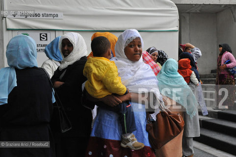VENICE 30 SEPTEMBER 2008 THE HOLIDAY FOR THE END OF RAMADAM IN VILLORBA BASKET STADIUM OF BENETTON - PALAVERDE  ©Graziano Arici/Rosebud2 ISLAM MUSSULMANI EXTRACOMUNITARI RELIGIONE
