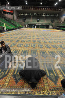 VENICE 30 SEPTEMBER 2008 THE HOLIDAY FOR THE END OF RAMADAM IN VILLORBA BASKET STADIUM OF BENETTON - PALAVERDE  ©Graziano Arici/Rosebud2 ISLAM MUSSULMANI EXTRACOMUNITARI RELIGIONE