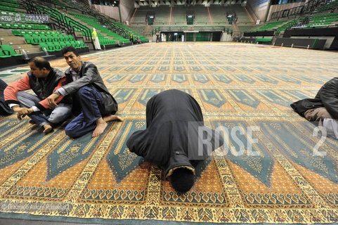 VENICE 30 SEPTEMBER 2008 THE HOLIDAY FOR THE END OF RAMADAM IN VILLORBA BASKET STADIUM OF BENETTON - PALAVERDE  ©Graziano Arici/Rosebud2 ISLAM MUSSULMANI EXTRACOMUNITARI RELIGIONE