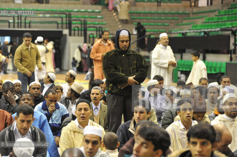 VENICE 30 SEPTEMBER 2008 THE HOLIDAY FOR THE END OF RAMADAM IN VILLORBA BASKET STADIUM OF BENETTON - PALAVERDE  ©Graziano Arici/Rosebud2 ISLAM MUSSULMANI EXTRACOMUNITARI RELIGIONE