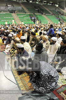 VENICE 30 SEPTEMBER 2008 THE HOLIDAY FOR THE END OF RAMADAM IN VILLORBA BASKET STADIUM OF BENETTON - PALAVERDE  ©Graziano Arici/Rosebud2 ISLAM MUSSULMANI EXTRACOMUNITARI RELIGIONE