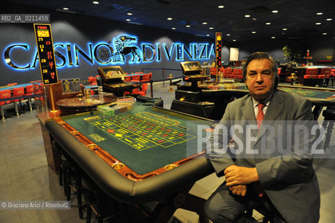 VENEZIA 16 OTTOBRE 2008 - IL PRESIDENTE DELLA CASINO DI VENEZIA MAURO PIZZIGATTI - LA SALA DELLE ROULETTE DEL CASINO DI VENEZIA A CA NOGHERA ©Graziano Arici/Rosebud2 GIOCO SLOT MACHINES