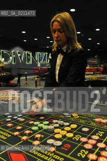 VENEZIA 16 OTTOBRE 2008 - - LA SALA DELLE ROULETTE DEL CASINO DI VENEZIA A CA NOGHERA ©Graziano Arici/Rosebud2 GIOCO SLOT MACHINES