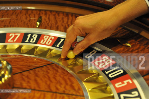 VENEZIA 16 OTTOBRE 2008 - - LA SALA DELLE ROULETTE DEL CASINO DI VENEZIA A CA NOGHERA ©Graziano Arici/Rosebud2 GIOCO SLOT MACHINES
