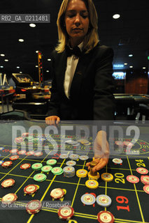VENEZIA 16 OTTOBRE 2008 - - LA SALA DELLE ROULETTE DEL CASINO DI VENEZIA A CA NOGHERA ©Graziano Arici/Rosebud2 GIOCO SLOT MACHINES