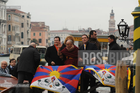 VENICE,10.02.2009. OFFICIAL VISIT OF THE DALAI LAMA,TENZIN GYATSO, TO VENICE ©MARTABUSO/ARICI/GRAZIANERI POLITICA RELIGIONE