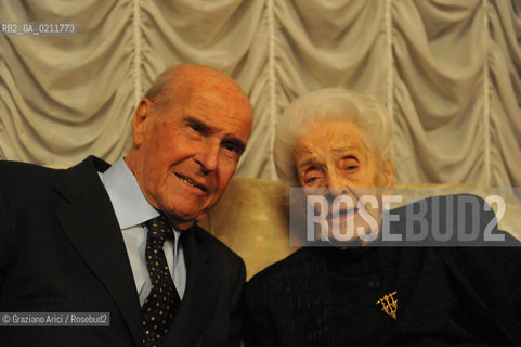 THE NOBEL PRIZE FOR THE MEDICINE RITA LEVI MONTALCINI WITH UMBERTO VERONESI ©Graziano Arici/Rosebud2 MEDICINA BIOLOGIA GENETICA