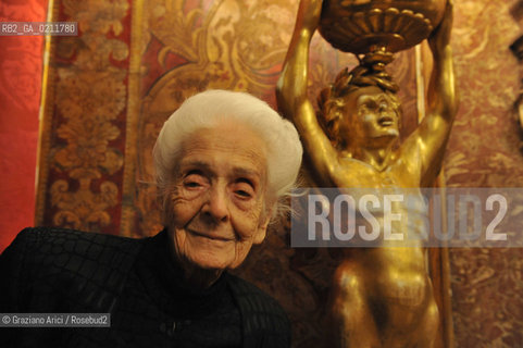THE NOBEL PRIZE FOR THE MEDICINE RITA LEVI MONTALCINI ©Graziano Arici/Rosebud2 MEDICINA BIOLOGIA GENETICA