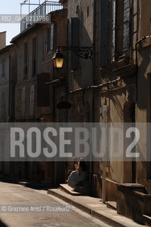 (FRANCE - FRANCIA) PROVENCE ARLES - RUE DU RIFUGE STRADA ©Graziano Arici/Rosebud2 PROVENZA