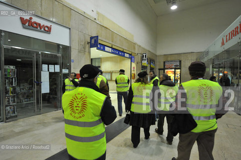 PADUA 27/02/09 : PATROLS OF LEGA PARTY AGAINST THE CRIME IN THE TRAIN STATION ©Graziano Arici/Rosebud2 RONDA A PADOVA