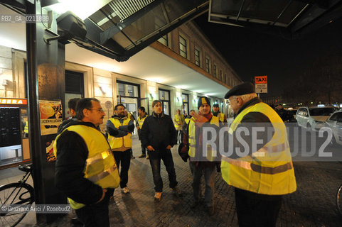 PADUA 27/02/09 : PATROLS OF LEGA PARTY AGAINST THE CRIME IN THE TRAIN STATION ©Graziano Arici/Rosebud2 RONDA A PADOVA