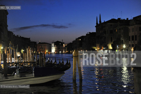 VENEZIA OTTOBRE 2008 - NIGHT IN GRAND CANAL NOTTURNO IN CANAL GRANDE ©Graziano Arici/Rosebud2