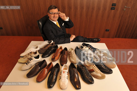 MONTEBELLUNA (TREVISO) - THE GEOX OWNER : YHE BUSINESSMAN MARIO MORETTI POLEGATO ©Graziano Arici/Rosebud2 SCARPE POLEGATO FABBRICA OPERAIO