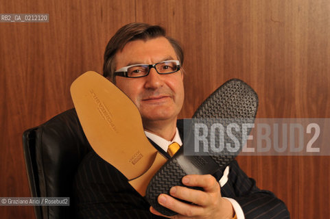 MONTEBELLUNA (TREVISO) - THE GEOX OWNER : YHE BUSINESSMAN MARIO MORETTI POLEGATO ©Graziano Arici/Rosebud2 SCARPE POLEGATO FABBRICA OPERAIO