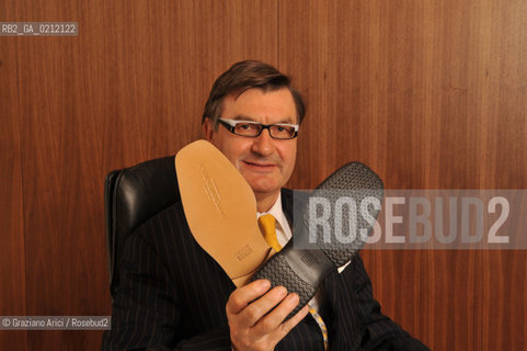 MONTEBELLUNA (TREVISO) - THE GEOX OWNER : YHE BUSINESSMAN MARIO MORETTI POLEGATO ©Graziano Arici/Rosebud2 SCARPE POLEGATO FABBRICA OPERAIO