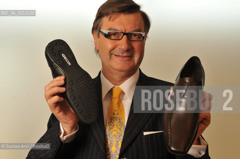 MONTEBELLUNA (TREVISO) - THE GEOX OWNER : YHE BUSINESSMAN MARIO MORETTI POLEGATO ©Graziano Arici/Rosebud2 SCARPE POLEGATO FABBRICA OPERAIO