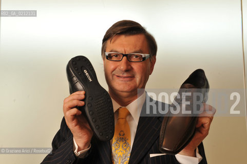 MONTEBELLUNA (TREVISO) - THE GEOX OWNER : YHE BUSINESSMAN MARIO MORETTI POLEGATO ©Graziano Arici/Rosebud2 SCARPE POLEGATO FABBRICA OPERAIO