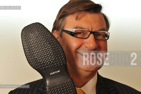 MONTEBELLUNA (TREVISO) - THE GEOX OWNER : YHE BUSINESSMAN MARIO MORETTI POLEGATO ©Graziano Arici/Rosebud2 SCARPE POLEGATO FABBRICA OPERAIO