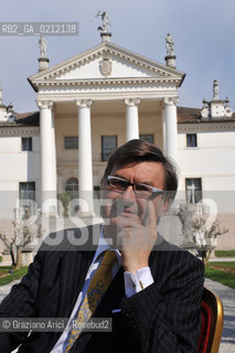 MONTEBELLUNA (TREVISO) - THE GEOX OWNER : YHE BUSINESSMAN MARIO MORETTI POLEGATO ©Graziano Arici/Rosebud2 SCARPE POLEGATO FABBRICA OPERAIO