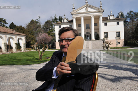 MONTEBELLUNA (TREVISO) - THE GEOX OWNER : YHE BUSINESSMAN MARIO MORETTI POLEGATO ©Graziano Arici/Rosebud2 SCARPE POLEGATO FABBRICA OPERAIO