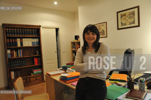 UDINE 28/03/09 - THE POLITIC MILITANT OF THE DEMOCRATIC PARTY DEBORA SERRACCHIANI IN HIS LAWER STUDIO ©Graziano Arici/Rosebud2 POLITICA PD PARTITO DEMOCRATICO