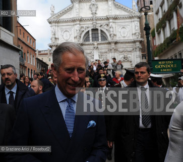 VENICE 28/04/09 - CHARLES, THE PRINCE OF WALES AND CAMILLA, DUCHESS OF CORNWALL VISITING LA FENICE THEATRE IN VENICE © MARTA BUSO/ARICI/GRAZIA NERI PRINCIPE NOBILE GALLES