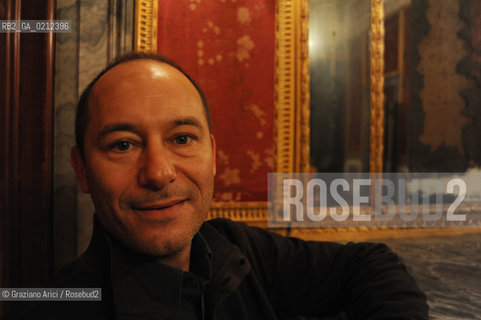 VENICE, 08.04.2009. FONDAZIONE CLAUDIO BUZIOL. PORTRAIT OF THE WRITER AND POET GIAN MARIO VILLALTA © MATABUSO/ARICI/GRAZIANERI RITRATTO POESIA LETTERATURA