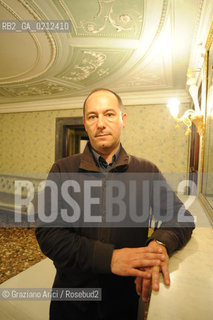 VENICE, 08.04.2009. FONDAZIONE CLAUDIO BUZIOL. PORTRAIT OF THE WRITER AND POET GIAN MARIO VILLALTA © MATABUSO/ARICI/GRAZIANERI RITRATTO POESIA LETTERATURA