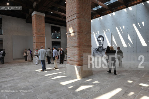 05.06.2009. THE NEW CONTEMPORARY ART CENTRE- FRANCOIS PINAULT FOUNDATION AT PUNTA DELLA DOGANA : THE NEW MODERN ART MUSEUM IN VENICE - RUDOLF STINGEL WORKS ©Graziano Arici/Rosebud2 ARTE MUSEO
