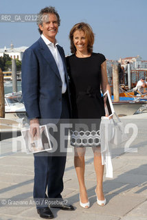 © 03/06/09 - - Venezia - Museo Punta della Dogana - Red Carpet - Alessandro Benetton - Deborah Compagnoni ©Graziano Arici/Rosebud2