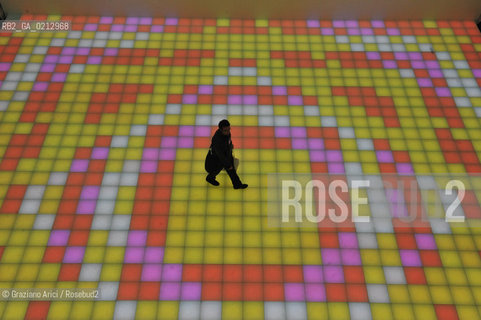 05.06.2009. PALAZZO GRASSI : EXPOSITION MAPPING THE STUDIO - PIOTR UKLANSKI : DANCING NAZIS ©Graziano Arici/Rosebud2 ARTE MUSEO PINAULT