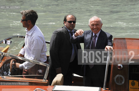 VENICE,03.06.2009. PALAZZO GRASSI. OPENING OF THE NEW CONTEMPORARY ART CENTRE- FRANCOIS PINAULT FOUNDATION AT PUNTA DELLA DOGANA: FRANCOIS PINAULT AT  THE INAUGURAL EXHIBITION MAPPING THE STUDIO IN THE PALAZZO GRASSI © MARTABUSO/ARICI/GRAZIANERI