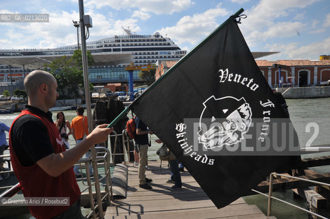 VENEZIA 30/05/09 - DEMONSTRATION OF THE PARTY MOVIMENTO SOCIALE FIAMMA TRICOLORE IN VENICE ©Graziano Arici/Rosebud2 FASCISTI FASCISMO DESTRA