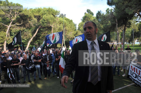 VENEZIA 30/05/09 - DEMONSTRATION OF THE PARTY MOVIMENTO SOCIALE FIAMMA TRICOLORE IN VENICE THE LEADER PIERO PUSCHIAVO ©Graziano Arici/Rosebud2 FASCISTI FASCISMO DESTRA