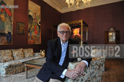 VENICE 21/06/09 - THE FASHION DESIGNER PIERRE CARDIN IN HIS PALACE IN VENICE CA BRAGADIN  : THE PALACE IN THE 18TH CENTURY WAS THE PALACE WHERE LIVED THE WELL KNOWN LIBERTINE GIACOMO CASANOVA  ©Graziano Arici/Rosebud2 MODA STILISTA