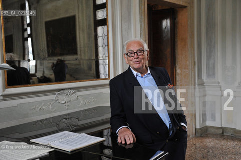 VENICE 21/06/09 - THE FASHION DESIGNER PIERRE CARDIN IN HIS PALACE IN VENICE CA BRAGADIN  : THE PALACE IN THE 18TH CENTURY WAS THE PALACE WHERE LIVED THE WELL KNOWN LIBERTINE GIACOMO CASANOVA  ©Graziano Arici/Rosebud2 MODA STILISTA