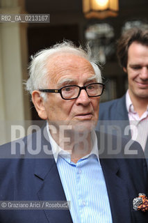 VENICE 21/06/09 - THE FASHION DESIGNER PIERRE CARDIN IN HIS PALACE IN VENICE CA BRAGADIN  : THE PALACE IN THE 18TH CENTURY WAS THE PALACE WHERE LIVED THE WELL KNOWN LIBERTINE GIACOMO CASANOVA  ©Graziano Arici/Rosebud2 MODA STILISTA