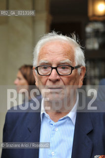 VENICE 21/06/09 - THE FASHION DESIGNER PIERRE CARDIN IN HIS PALACE IN VENICE CA BRAGADIN  : THE PALACE IN THE 18TH CENTURY WAS THE PALACE WHERE LIVED THE WELL KNOWN LIBERTINE GIACOMO CASANOVA  ©Graziano Arici/Rosebud2 MODA STILISTA