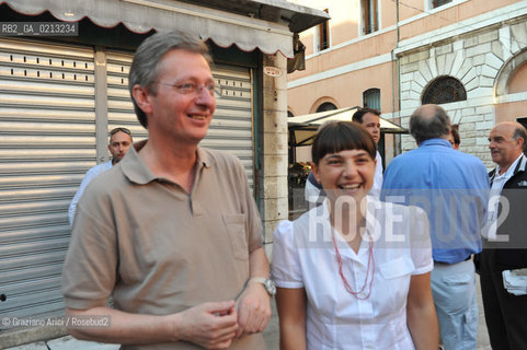 VENEZIA - MESTRE 14/06/09 -THE DEMOCRATIC PARTY PD POLITIC LEADER DEBORA SERRACCHIANI WITH FELICE CASSON ©Graziano Arici/Rosebud2 POLITICA