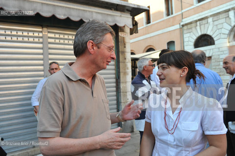 VENEZIA - MESTRE 14/06/09 -THE DEMOCRATIC PARTY PD POLITIC LEADER DEBORA SERRACCHIANI WITH FELICE CASSON ©Graziano Arici/Rosebud2 POLITICA