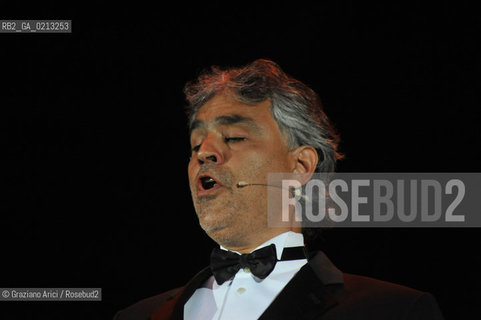VENICE 1/07/09 - THE SINGER ANDREA BOCELLI SINGS IN VENICE - ©Graziano Arici/Rosebud2 CANTANTE MUSICA POP LIRICA