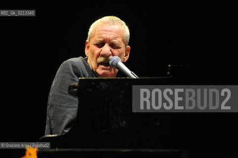 VENICE 31/07/09 - THE SINGER AND COMPONIST PAOLO CONTE IN CONCERT IN VENICE @ Graziano Arici/Rosebud2 MUSICA CANTAUTORE