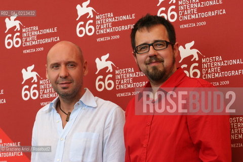 02/09/2009 - VENICE 66th FILM FESTIVAL - FILM [REC 2] - THE DIRECTORS JAUME BALAGUERÓ (LEFT) AND PACO PLAZA.