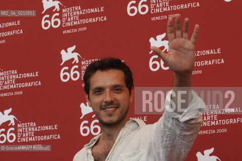 Italy, Venice - September 03, 2009.66th VENICE INTERNATIONAL FILM FESTIVAL - FILM: LE OMBRE ROSSE. THE ACTOR CARMELO GALATI