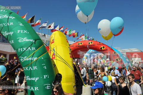 Italy, Venice - September 06th, 2009.66th VENICE INTERNATIONAL FILM FESTIVAL - RED CARPET OF THE FILM TOY STORY 2  GOLDEN LION FOR LIFETIME ACHIEVEMENT TO JOHN LASSETER .  ©Graziano Arici/Rosebud2 PIXAR WALT DISNEY PALAZZO DEL CINEMA