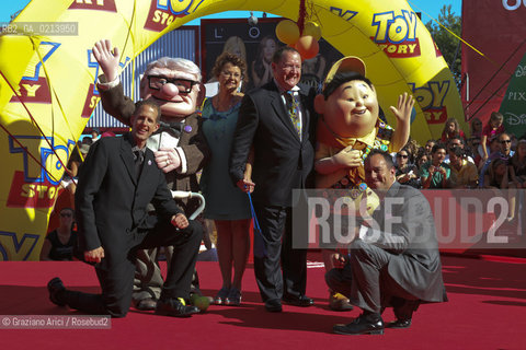 Italy, Venice - September 06th, 2009.66th VENICE INTERNATIONAL FILM FESTIVAL - GOLDEN LION FOR LIFETIME ACHIEVEMENT TO JOHN LASSETER AND THE PIXAR DIRECTORS. THE DIRECTOR JOHN LASSETER WITH HIS WIFE NANCY AND THE DIRECTORS PETE DOCTER AND LEE UNKRICH