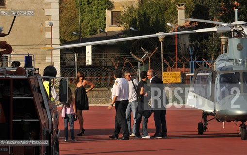 Italy, Venice - September 07th, 2009.66th VENICE INTERNATIONAL FILM FESTIVAL - THE ACTOR GEORGE CLOONEY ARRIVING WITH THE SHOWGIRL ELISABETTA CANALIS IN VENICE LIDO AIRPORT NICELLI WITH AN HELICOPTER  ©Graziano Arici/Rosebud2