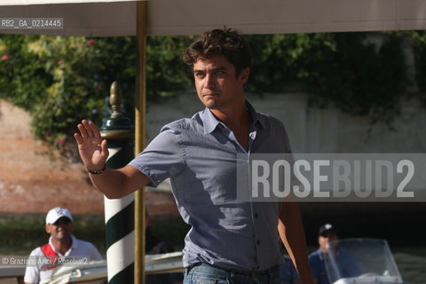Italy, Venice - September 08th, 2009.66th VENICE INTERNATIONAL FILM FESTIVAL - RICCARDO SCAMARCIO ARRIVE AT THE HOTEL EXCELSIOR