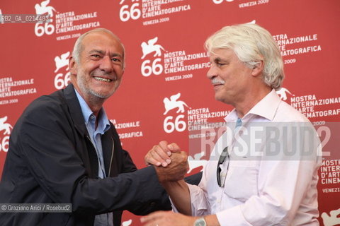 Italy, Venice - September 09th, 2009.66th VENICE INTERNATIONAL FILM FESTIVAL - FILM: IL GRANDE SOGNO. THE DIRECTOR MICHELE PLACIDO WITH MARIO CAPANNA.