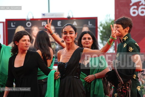 Italy, Venice - September 12th, 2009.66th VENICE INTERNATIONAL FILM FESTIVAL - CLOSING CEREMONY - RED CARPET OFFICIAL AWARDS - THE DIRECTOR SHIRIN NESHAT WITH THE CAST OF WOMEN WITHOUT MEN.